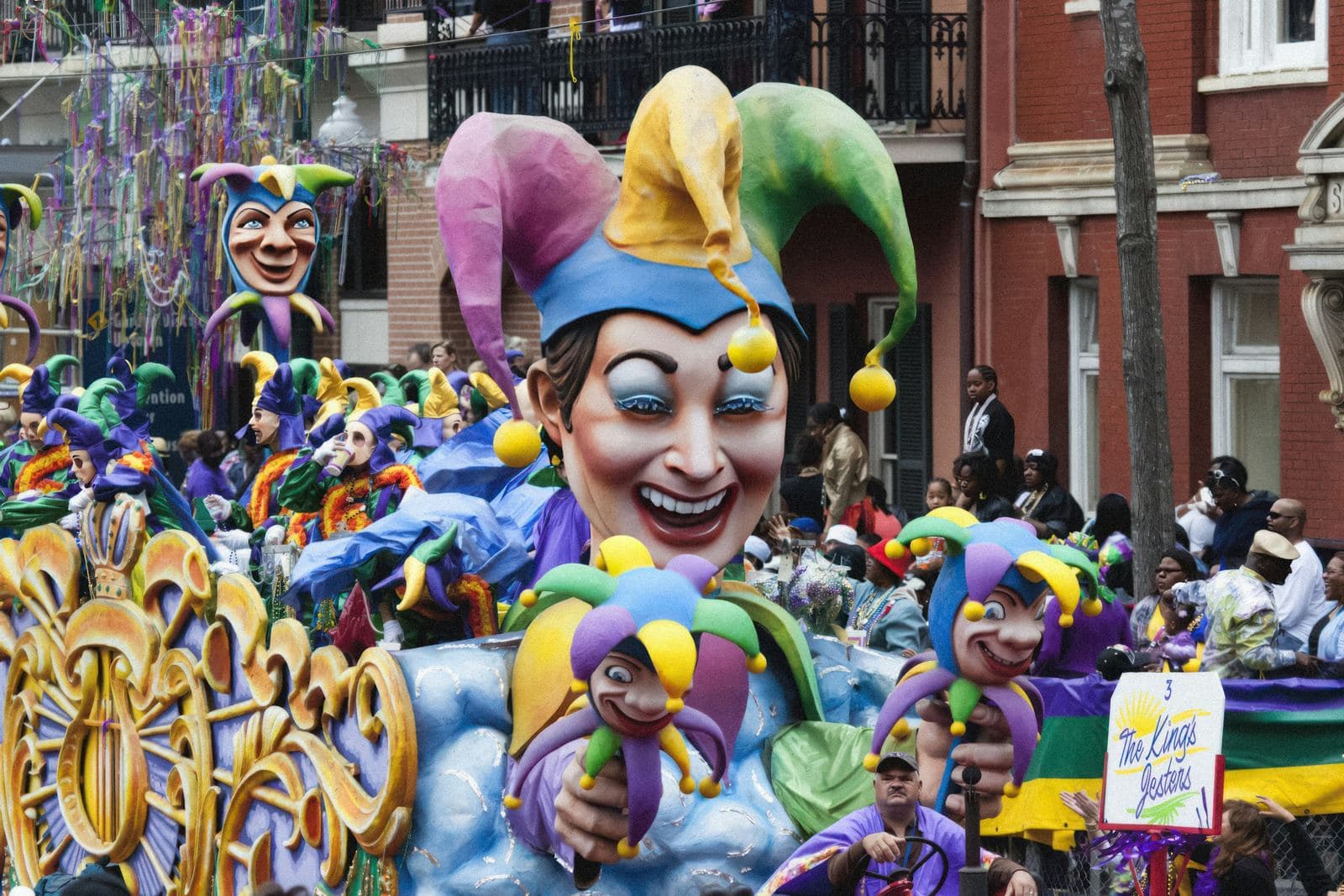 Colorful Mardi Gras parade float rolling through New Orleans, Louisiana, photographed by Carol M. Highsmith (Library of Congress)